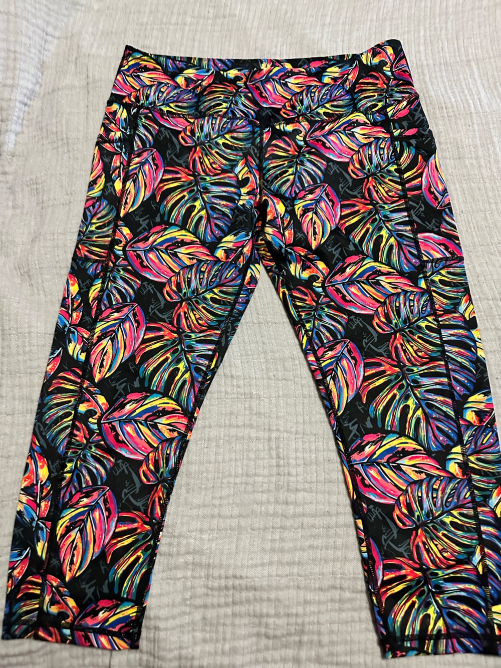 Constantly Varied Gear Black Neon Tropical Leaf CapriLeggings